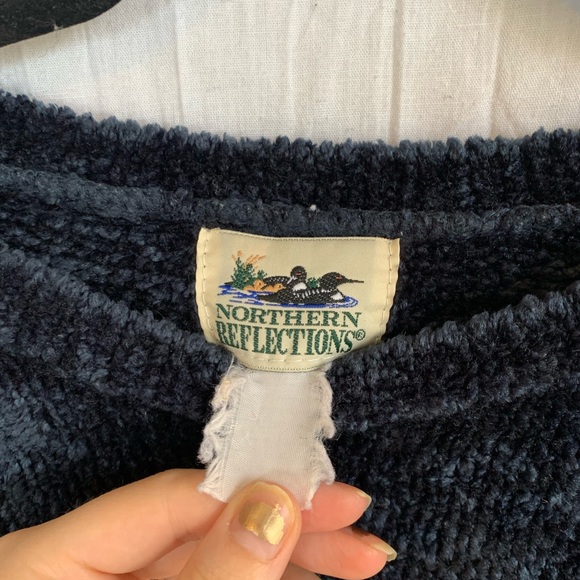 Vintage 80s/90s Northern Reflection Navy Blue Extra Soft Cropped Sweater - Picture 4 of 4